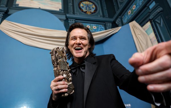 Ovo definitivno nije Jim Carrey: Poznati umjetnik ostavio internet u nevjerici