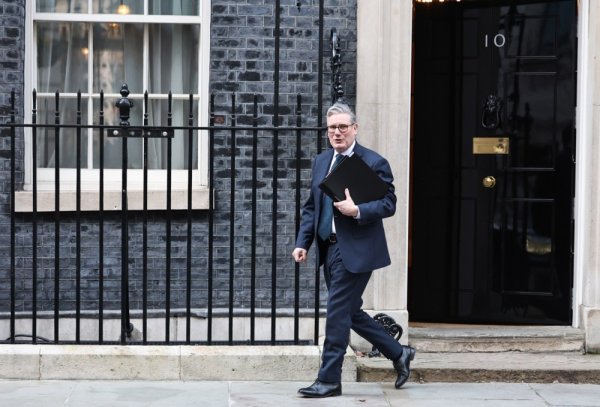 Starmer se brani od Trumpa: Ne želim ponoviti pogrešku s Irakom