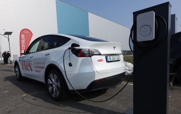 Želite vozilo na 'alternativni pogon'? Prijavite se fondu za okoliš