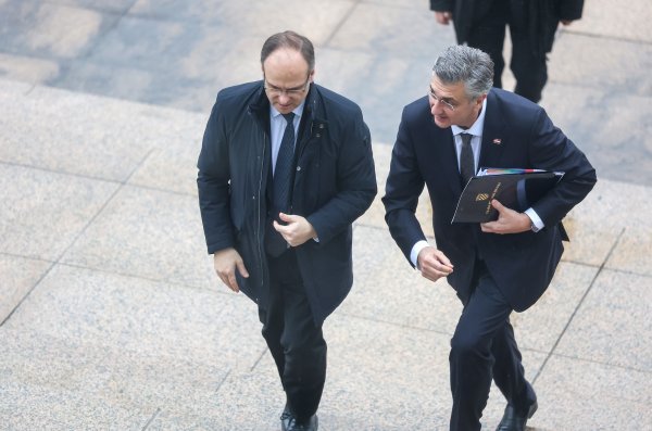 Zvonimir Frka-Petešić i Andrej Plenković