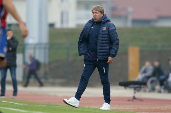 'Ozbiljnom klubu se ne smiju događati takve gluposti. Pa Hajduk je zbog iste stvari već izgubio prvenstvo'