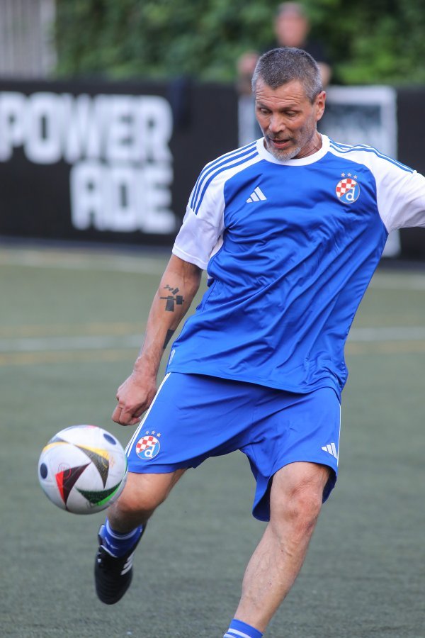 Dinamo uoči derbija s Hajdukom dobio neočekivano pojačanje; na treningu se ukazala legenda