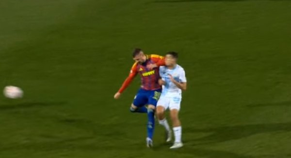 Poslušajte bizarnu VAR komunikaciju oko Rebićevog lakta: 'Pogledaj… Uh…'