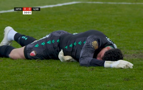 Užasne scene iz Srbije. Pogledajte kako je koljenom nokautiran golman Zvezde, završio je u bolnici