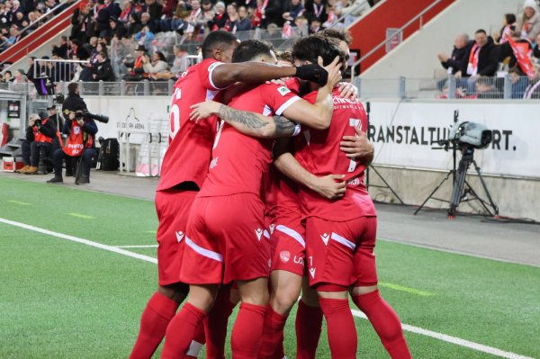 Imamo novi Leicester! Ljetos ušli u prvu ligu i sad su na koračić do prvog trofeja u 127 godina povijesti kluba