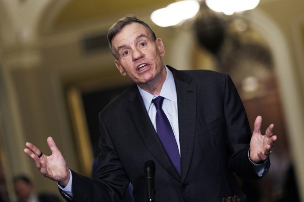 Mark Warner, demokratski senator