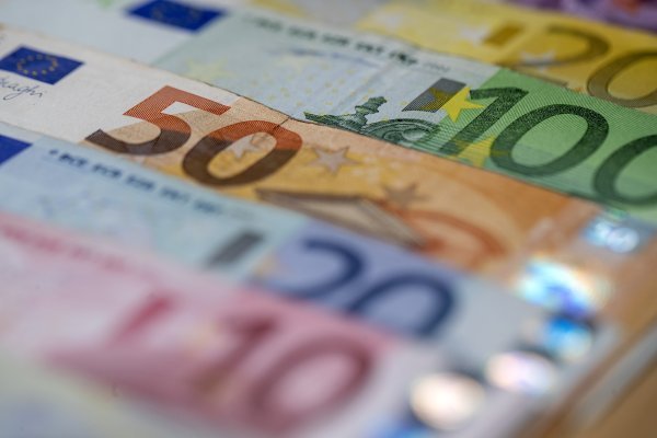 Agencija S&P: Turizam i EU fondovi guraju gospodarski rast Hrvatske