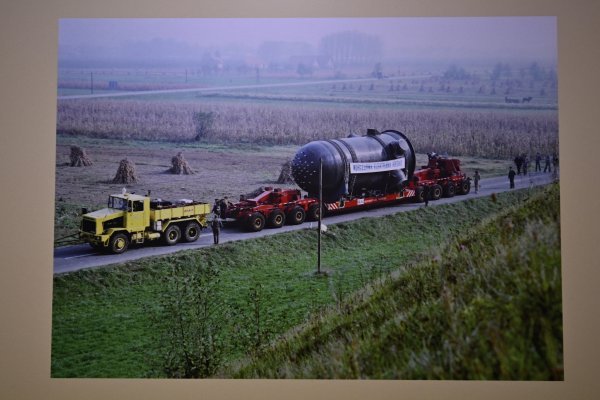 Jedan od povijesnih prizora nastalih prilikom gradnje elektrane