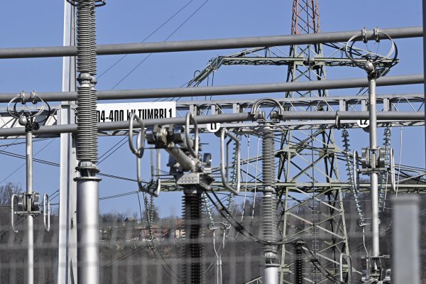 ...električna energija ide u smjeru Zagreba, Ljubljane i Maribora