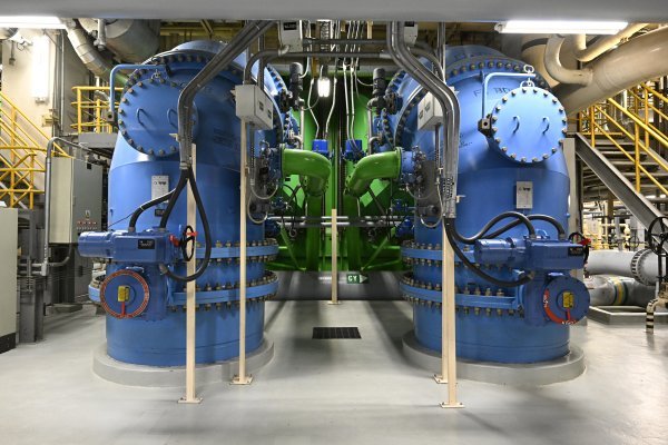 Cijevi koje u bučnom pogonu dovode vodu iz Save u elektranu