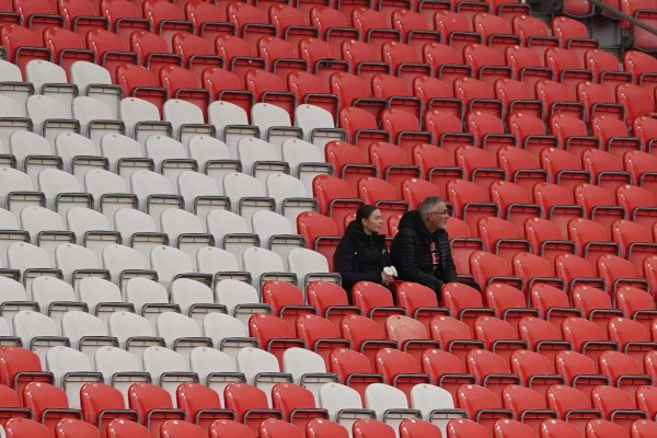 Navijači u nevjerici zbog stadiona na kojem igra Hrvatska: 'Sramota, teren se ne vidi'