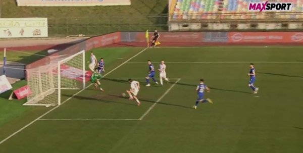 Danas smo u SHNL-u vidjeli promašaj stoljeća: Pogledajte reakciju šokiranog Carevića i poslušajte komentatora MAXSporta