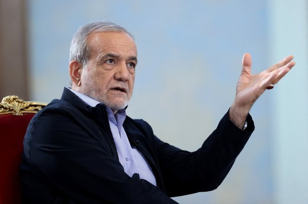 Iran šalje poruku regiji: 'Ne želimo rat ni nuklearno oružje'