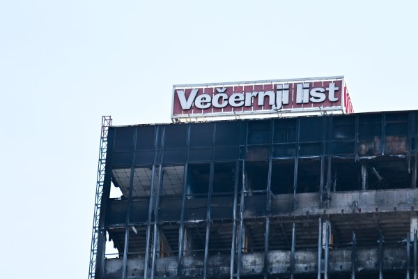 Vjesnik ostao bez fasade