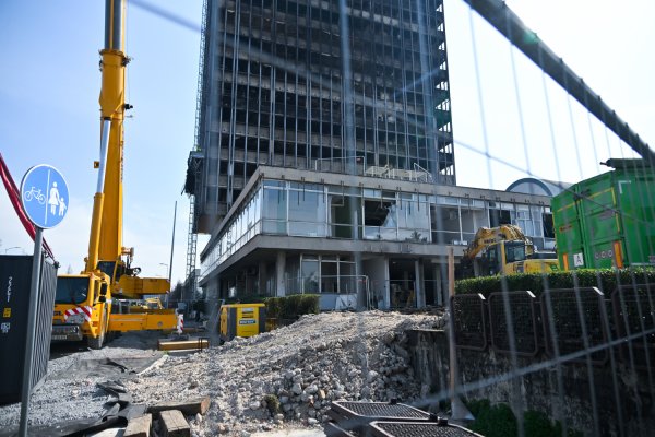 Iz Vjesnika upravo iznose stvari: Bačić otkrio detalje o rušenju zgrade