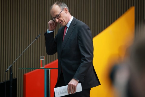 Merz za rat krivi Iran: 'SAD i Izrael će nastaviti s obranom'