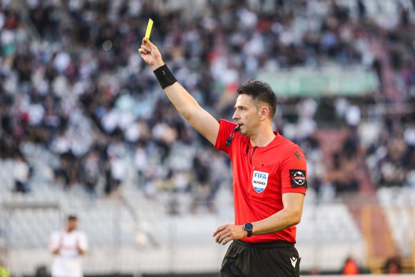 Igor Pajač sudi utakmicu osmine finala Konferencijske lige