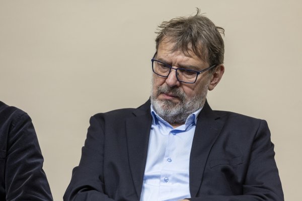 Žigmanov na konzultacijama s Vučićem, ima problema sa zamjenikom
