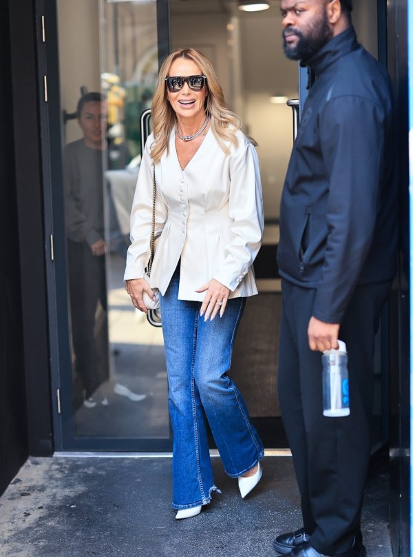 Stopirajte potragu! Ovaj model traperica pouzdano stvara efekt 'kilometarskih' nogu