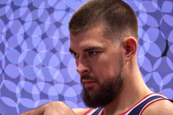 Zubac odigrao solidno: Njegova momčad izgubila 12. utakmicu u nizu