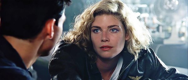 Kelly McGillis