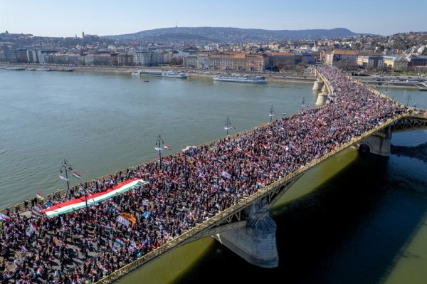 Veliko okupljanje u Mađarskoj