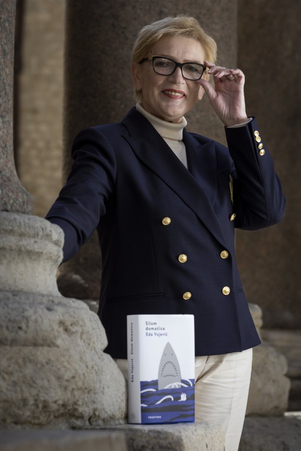 Moj izbor je pokušati gledati na život sa smiješne strane, premda sam potpuno svjesna da je i to vrsta eskapizma