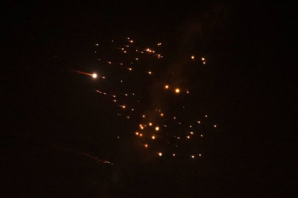 Iran napao UAE: Udar projektilima i dronovima