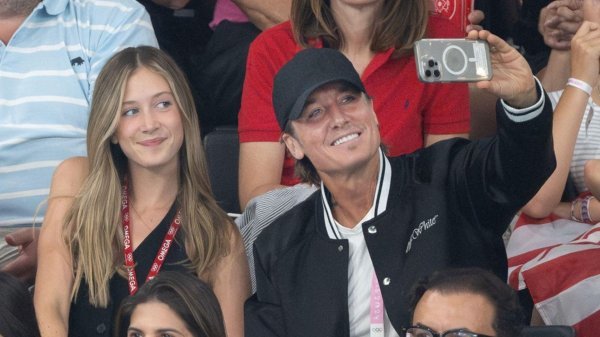 Svi su mu okrenuli leđa: Zašto su kćeri nakon razvoda potpuno prekrižile Keitha Urbana