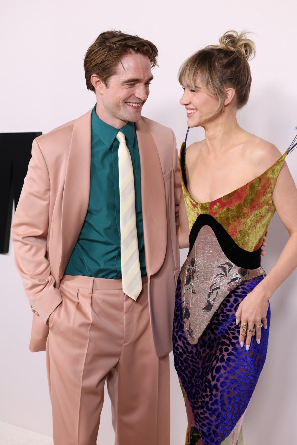 Robert Pattinson i Suki Waterhouse
