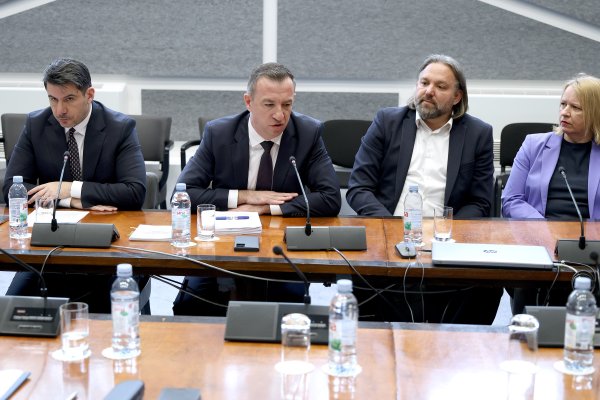 Mažar odgovorio na kritike oporbe: 'Smetaju vam rukometaši i hrvatski narod'