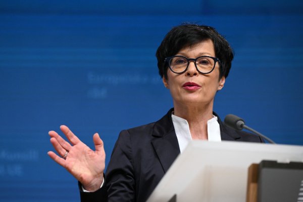 Bruxelles u drami uoči slovenskih izbora: Je li povjerenica Marta Kos radila za UDBA-u?