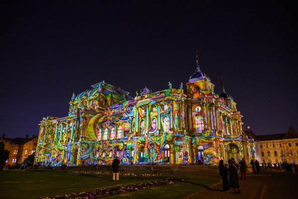 Festival svjetla u Zagrebu: Svjetlosne instalacije posvećene morima i klimatskim promjenama
