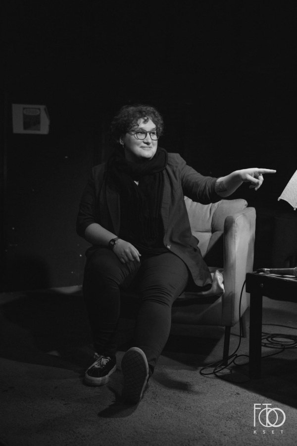 U meni su dva vuka: jedan šalje PR newslettere, a drugi piše 'gulaš' poeziju u Google kalendaru