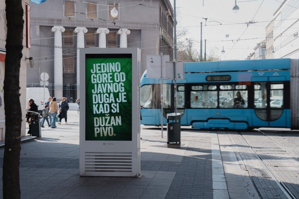 Kad se poznata imena nađu na billboardima svi počnu pričati o dugovima