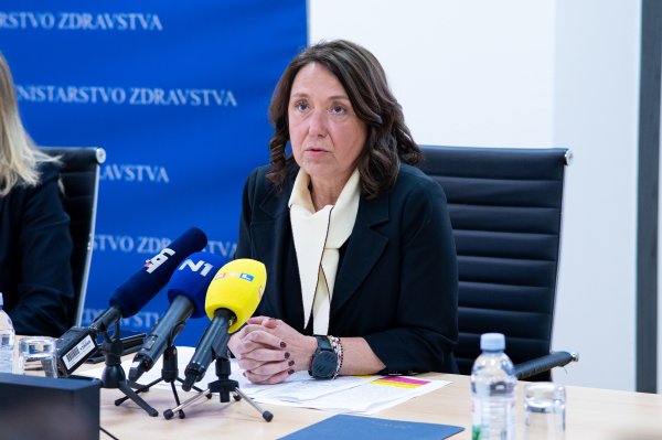 Hrstić odgovorila Kekin: Zastrašujete onkološke pacijente radi političke promocije