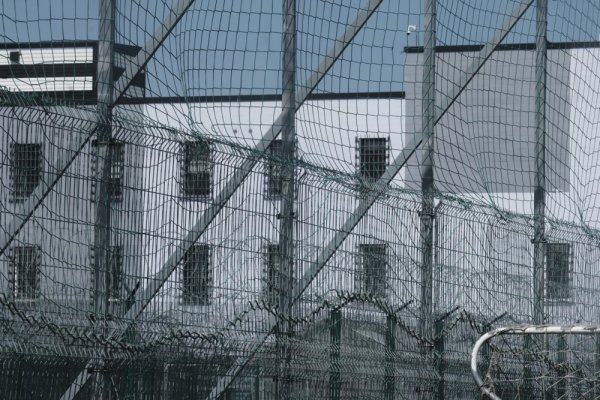 Švedska planira uvesti zatvorsku kaznu za tinejdžere, no imat će malo drugačija pravila