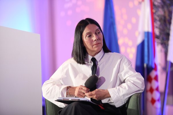 Daniela Trbović je vodila panel rasprave u sklopu 'Kome smeta Poljud?' upriličene na Danima arhitekata 10.0 u Brelima 