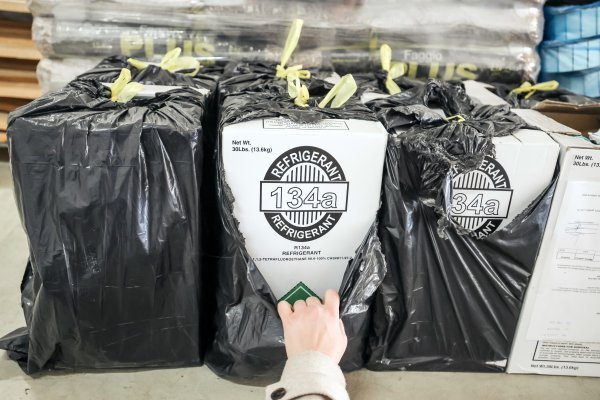 Sve češće se prenosi freon u bocama