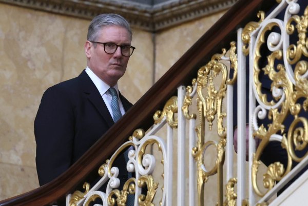 Starmer izveo 'majku svih zaokreta': Iran prijeti, a bijesna je i britanska oporba