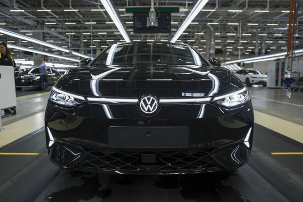 Volkswagen povlači više od 200.000 vozila: Imaju ozbiljan problem