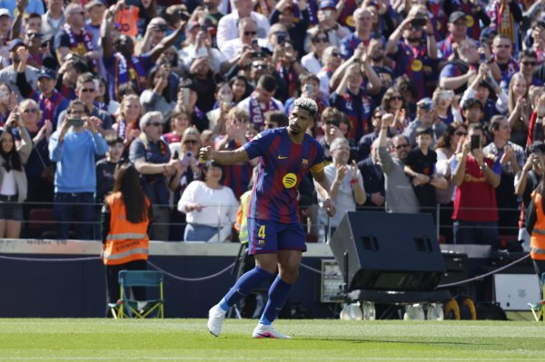 Barca uz puno sreće do teške pobjede i do +7 ispred Reala