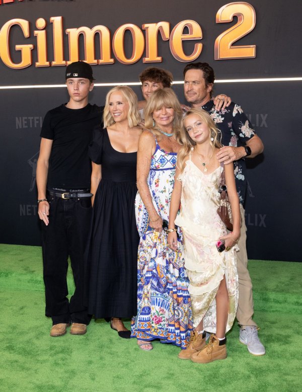 Jaki obiteljski geni: Unuka Goldie Hawn oduševila fanove, svi tvrde da je ista teta