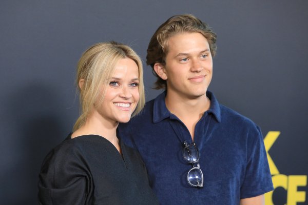 Reese Witherspoon i sin Deacon