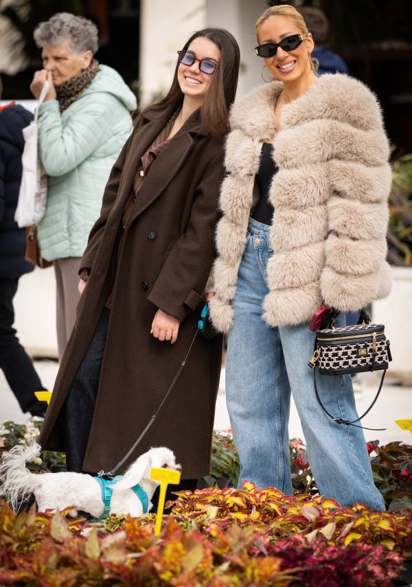 Splićanke su se obukle kao da su znale da će završiti na fotografijama