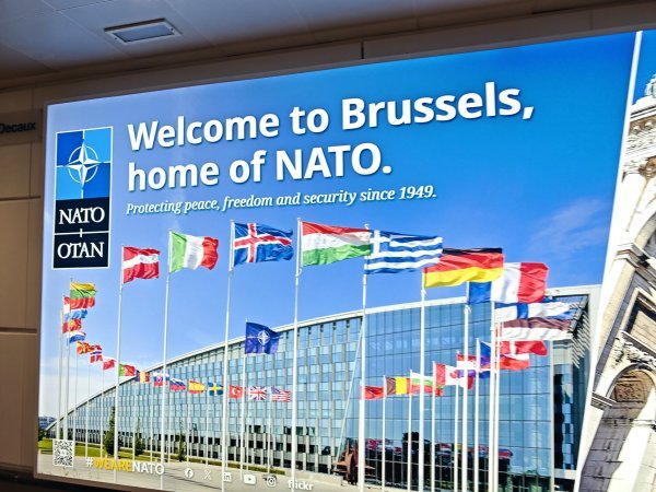 Okej, došao sam zbog Europske unije, ali u Bruxellesu je i sjedište NATO-a