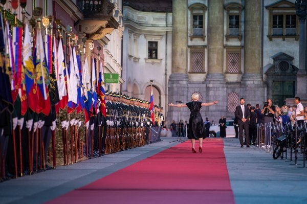 Ovako je Slovenija upoznala svoju šeficu parlamenta