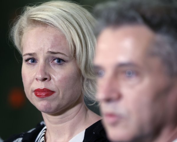 Urška Klakočar Zupančič i Robert Golob