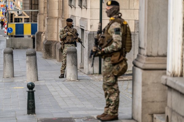 Panika u srcu Bruxellesa: Pronađeni sumnjivi paketi, evakuirani kolodvori