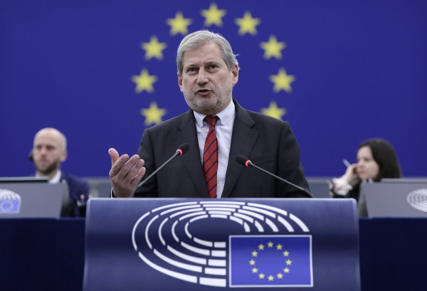EU bez izaslanika za Cipar: Hahn podnio ostavku zbog drugih obveza